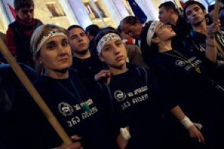 Опозиція хоче позбутися Саакашвілі