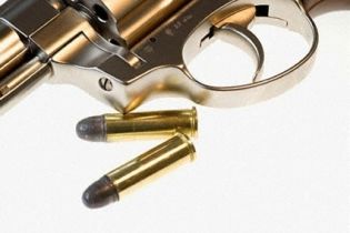 У Донецьку заарештували підпільного виробника зброї