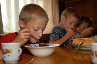 На Вінниччині з отруєнням госпіталізовані 9 дошкільнят