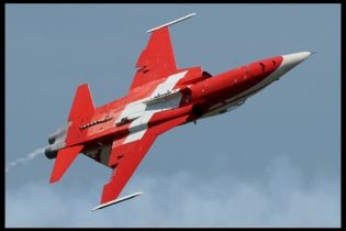 У Південній Кореї зіткнулися в повітрі два винищувачі