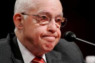 Генпрокурор США втратив свідомість під час виступу (відео, оновлено)