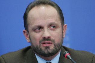 Ющенко продовжує роздавати ордени своїм підлеглим