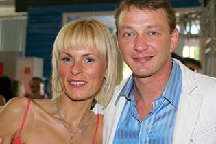 Башаров та його екс-дружина торгують розлученням