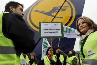 Роботу аеропортів Берліну і Франкфурту заблокував страйк