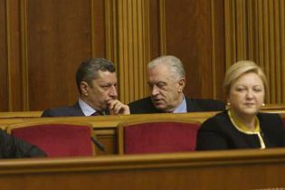 Тимошенко обіцяє кадрові чистки в уряді наступного тижня