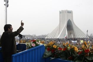 30-річчя Ісламської революції відзначають у Ірані