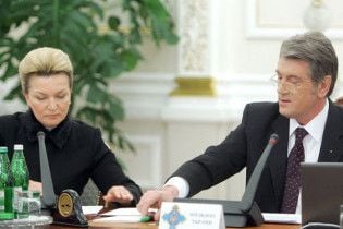 Ющенко винесе на РНБО злочинність та миротворців