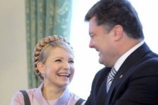 Порошенко пробачив Тимошенко всі образи. Історія "кохання"