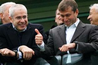 Дружина екс-тренера "Челсі" написала п'єсу про Абрамовича