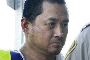 Канадець, який відрізав голову сусіду в автобусі, не визнає свою провину