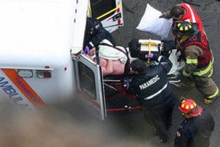 Чоловік вижив після стрибка в Ніагарський водоспад