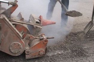 У Києві ремонтуватимуть дороги лише вночі
