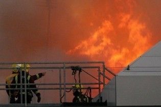 У центрі Лондона вирує пожежа