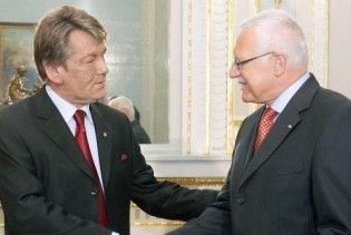 Ющенко поїхав до Чехії зближати Україну з ЄС