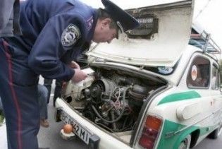 Луценко пропонує цього року скасувати техогляд автомобілів