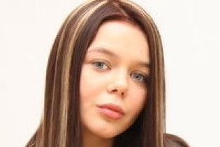 Женя Тимошенко запросила Аліну Гросу в гості