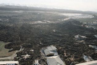 В результаті величезного зсуву ґрунту в Киргизії загинули 16 людей