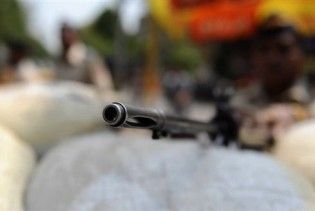 На парламентських виборах в Індії маоїсти напали на виборчі дільниці