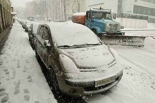 Снігопад у Москві спричинив понад 1,6 тисячі аварій