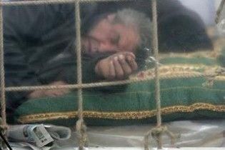 Грузинська опозиція оточить парламент тюремними клітками