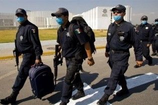 Влада Мексики запевнила, що контролює ситуацію зі свинячим грипом