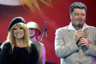 Алла Пугачова у Києві танцювала з Порошенком