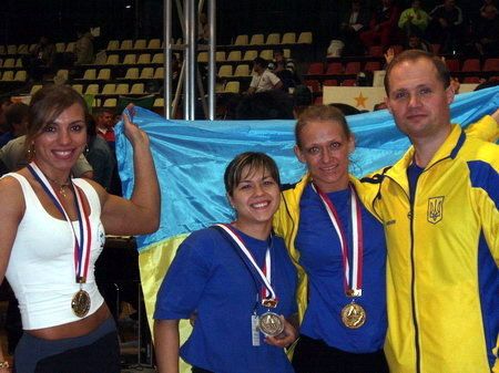Спортсмени національної збірної з армспорту