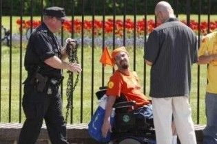 Поліцейські затримали інвалідів, які протестували під Білим домом