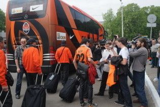 "Шахтар" прибув до Києва в складі 23 футболістів