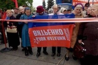 На Майдані Незалежності зібралися три першотравневих мітинги