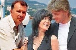 Мер Ялти подарував Анастасії Заворотнюк каток