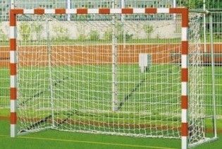 Росіянин вкрав зі стадіону футбольні ворота