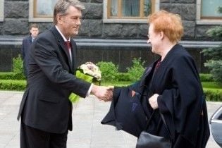 Ющенко прогнозує мільярдний відтік інвестицій з України