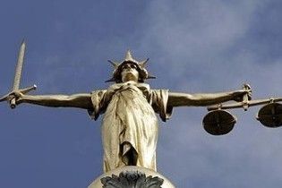 Злочинців у Британії судитимуть у "віртуальних судах"