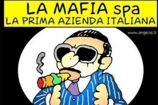 Під Неаполем заарештували ватажка каморри та сотню гангстерів