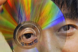 У 2020 році на один DVD записуватимуть 7,2 терабайти даних