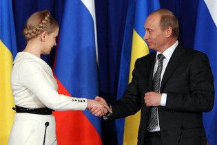 Путін привітав Тимошенко з Днем незалежності України