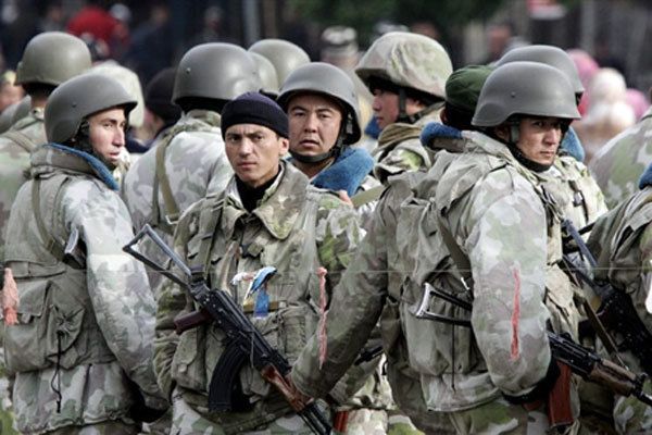 Військові