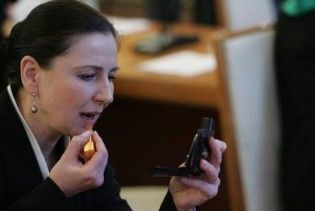 Богословська вважає, що відбере більшість голосів у Януковича