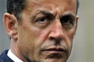 Саркозі образив королеву Британії: він надав перевагу Обамі