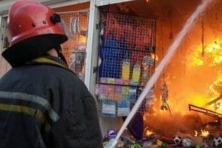 У Харкові горить торговий центр "Барабашово"