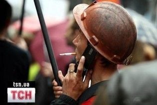 На шахті ім. Калініна страйкують гірники