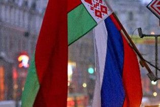 Мінськ звинувачує Москву у "маніпуляціях" з кредитами