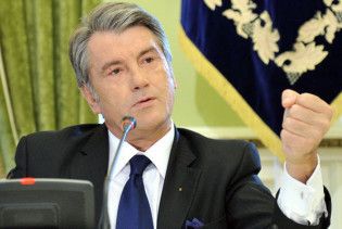 Ющенко хотів би повернути всю владу президенту