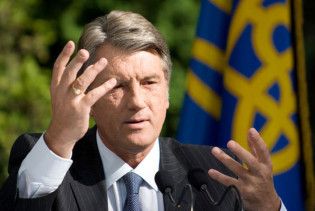 Ющенко: подав руку Тимошенко або Януковичу – рахуй пальці