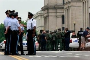 Неонацисту, який вбив поліцейського в музеї Голокосту, загрожує страта