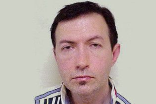 Американець шість років видавав себе за покійну матір