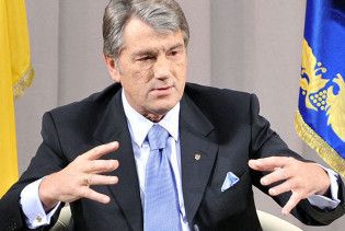 Ющенко поцікавився, навіщо Тимошенко бреше суспільству