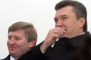Регіонали уріжуть фінансування передвиборної кампанії Януковича