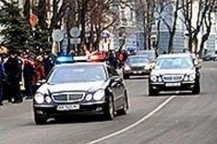 В РФ запропонували прирівняти продаж "блимавок" до торгівлі зброєю